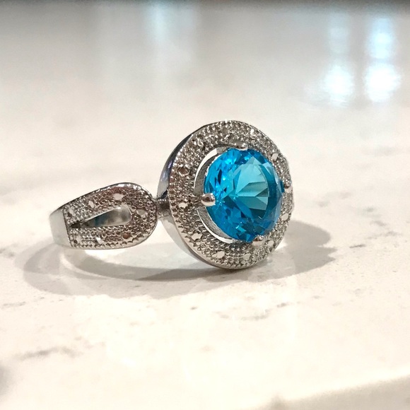 925 Silver Round Cut Aquamarine & White Topaz Ring - Picture 2 of 11